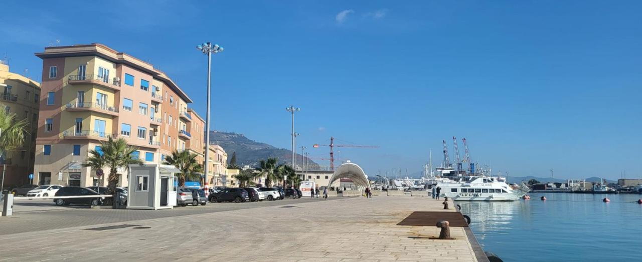 The Holiday House - Arricriati Trapani Dış mekan fotoğraf
